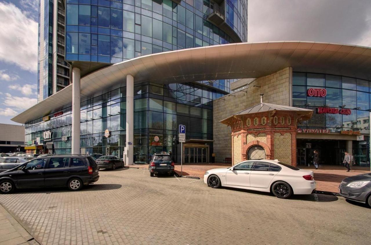 Helios Luxury Apartment In Vilnius Skyscraper Exteriér fotografie